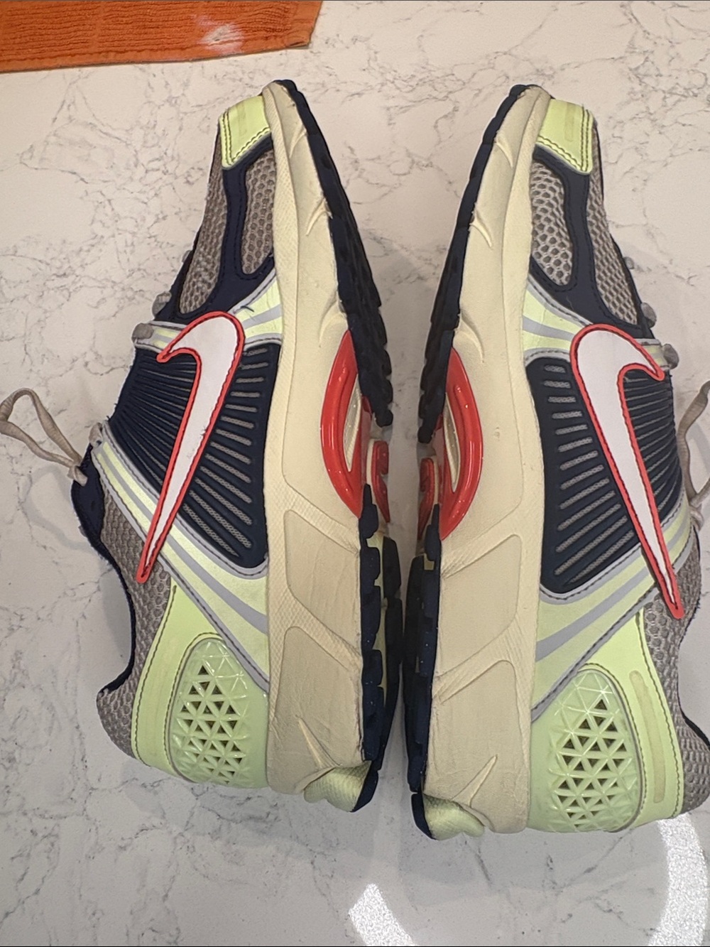 Nike Men’s Running Shoes - Navy & Light Green